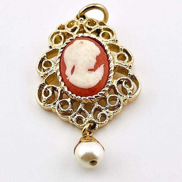 Sarah Coventry Jewelry - Sarah Coventry Faux Cameo Pendant Dangling Faux Pearl Gold Tone Approx 1" X 2"